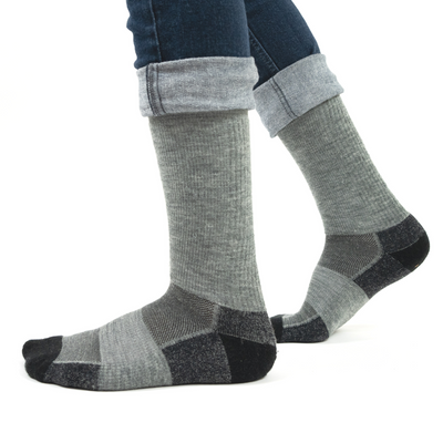 Merino wool socks The Exploring Beast - Canada Beast - Socks - made in Canada- bear caps - casquette ours - casquette Canada